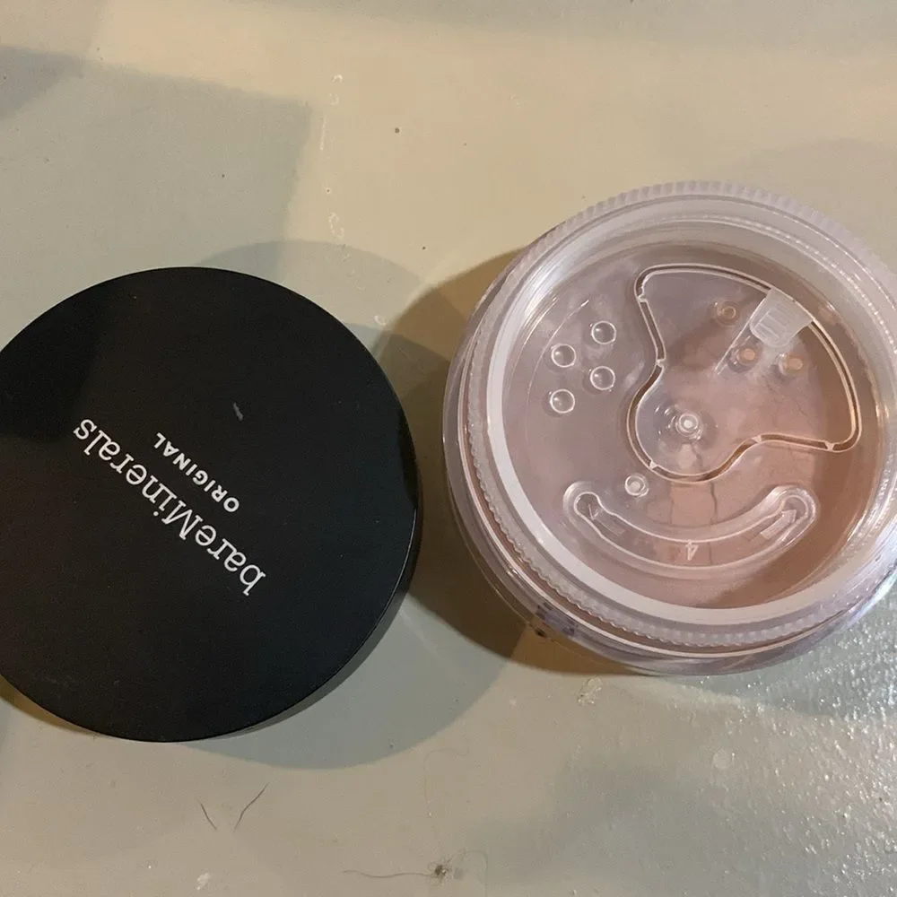 COPY - BAREMINERALS Foundation Warm tan 20 Loose Powder